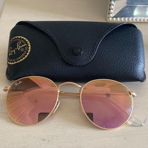 Rose Gold Round Ray Bans